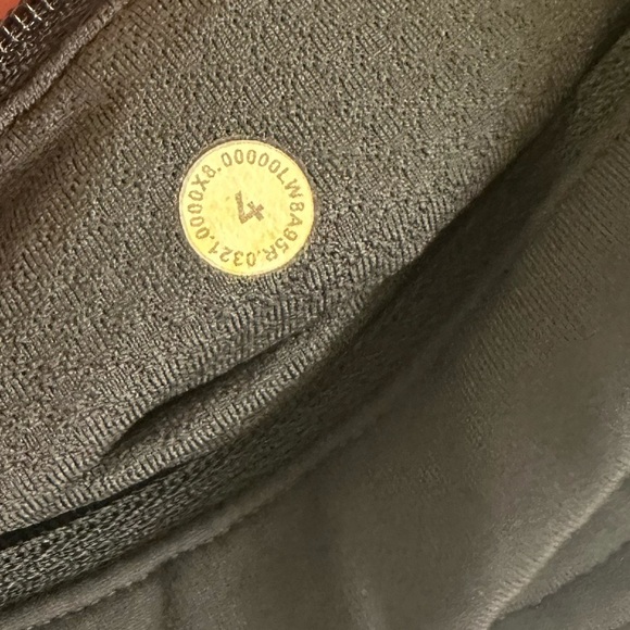 Lululemon Pace Rival Mid-Rise Skirt SZ 4 - Picture 7 of 7